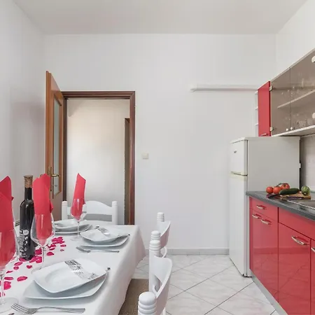 Cozy In Ruzici With Kitchen * Ruzici (Sveta Nedelja)