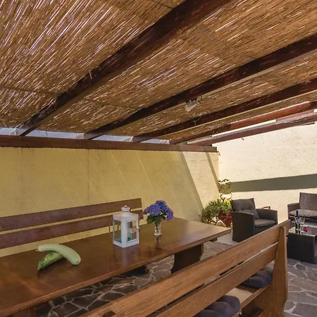 Cozy In Ruzici With Kitchen *